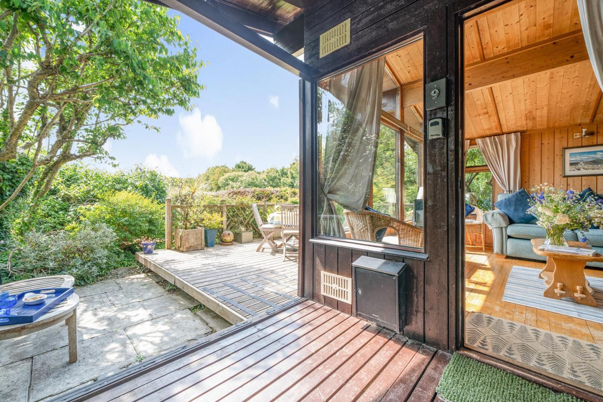 Scandinavian Style Lodge In Rock Wadebridge Exteriér fotografie